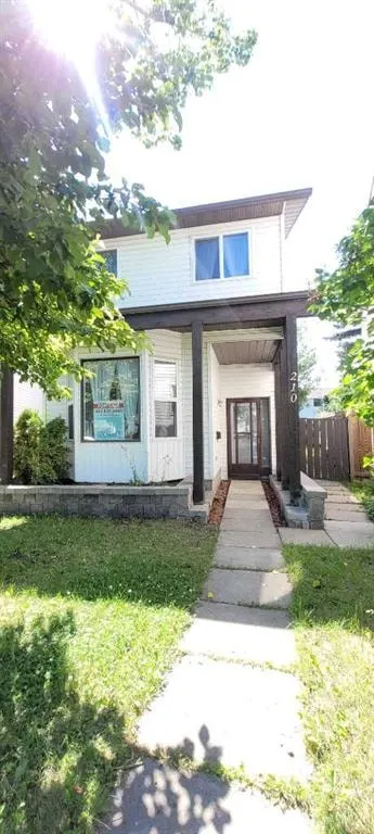 210 Woodmont Court SW — photo 2