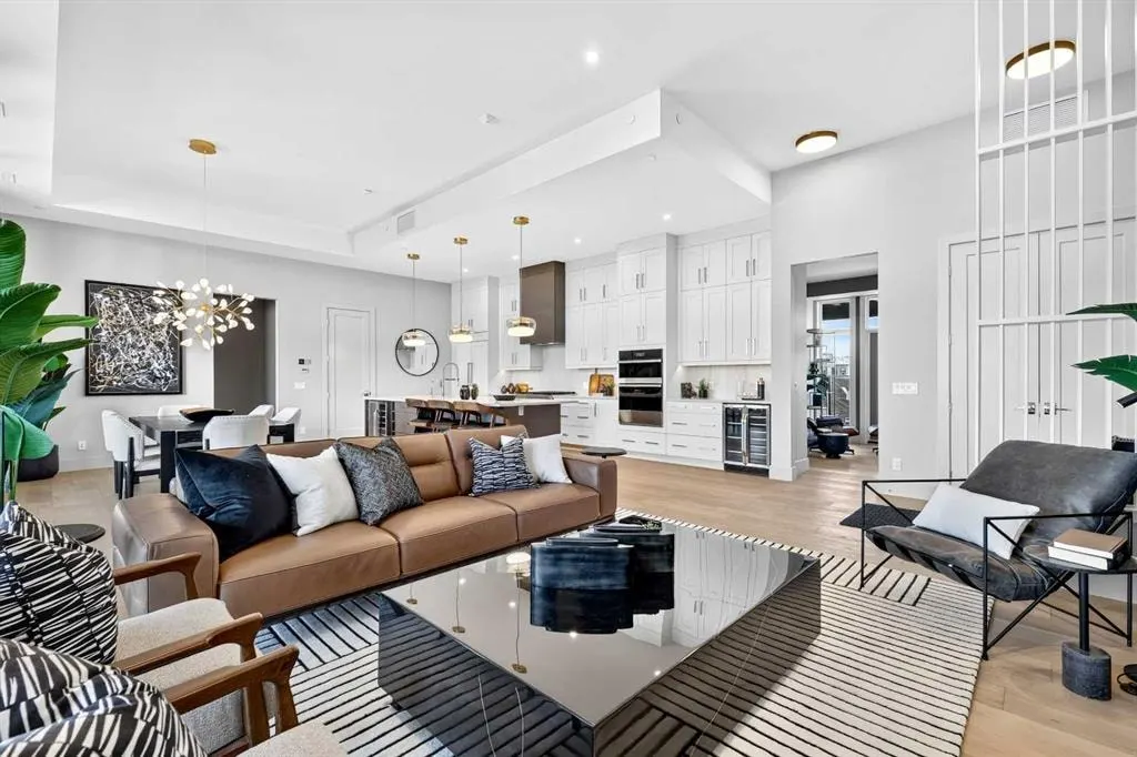 140 Marina Cove SE #302 — photo 2