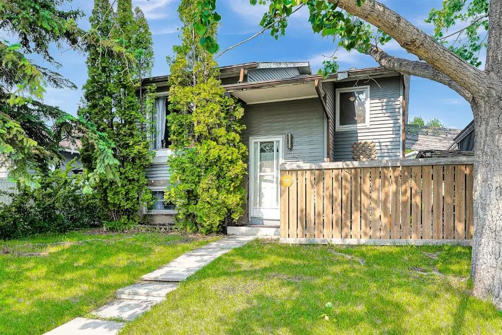 215 ERIN WOODS Drive SE — photo 2