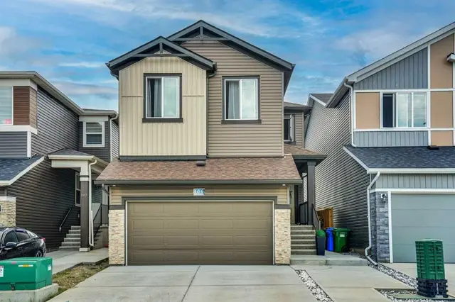 106 Amblehurst Way NW