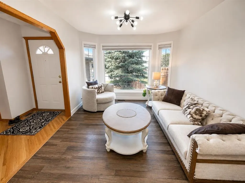 513 Sierra Madre Court SW — photo 3