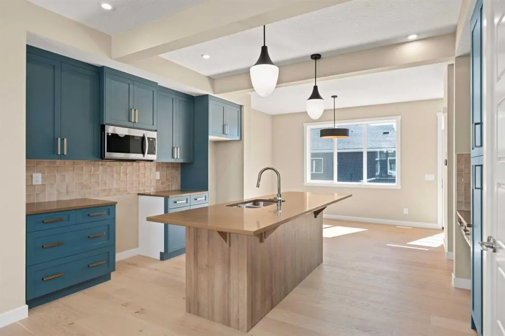 416 Sora Boulevard SE — photo 2