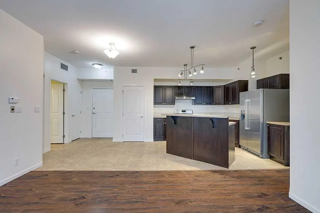 5040 53 Street #413 — photo 3