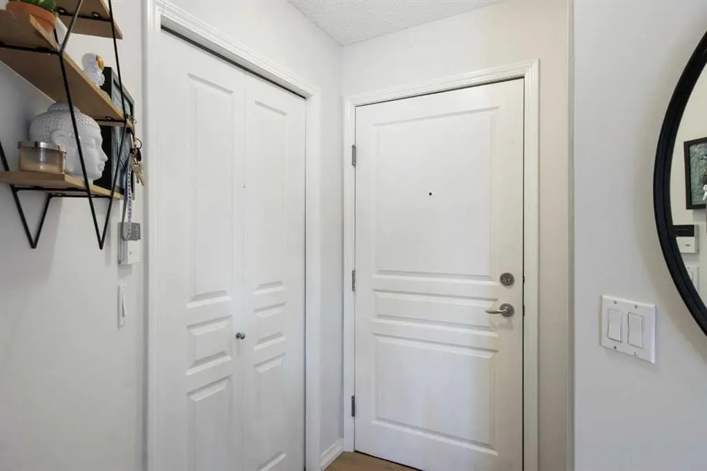 22 Richard Place SW #140 — photo 2
