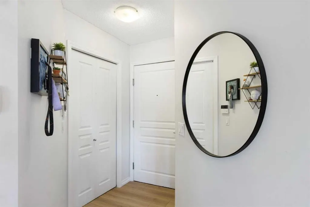 22 Richard Place SW #140 — photo 3