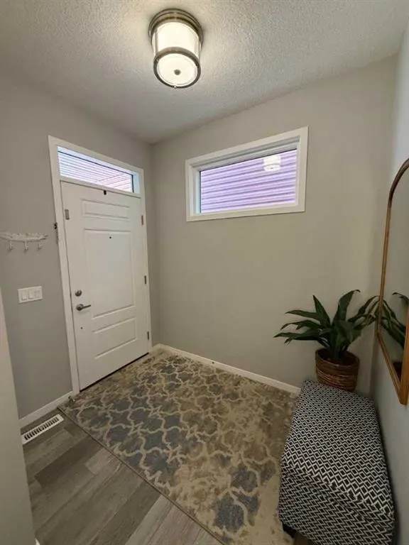 198 Howse Drive NE — photo 3