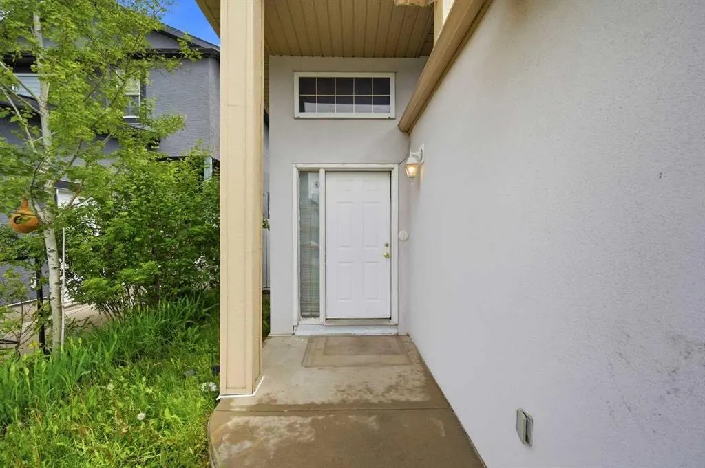 141 Tarawood Place NE
