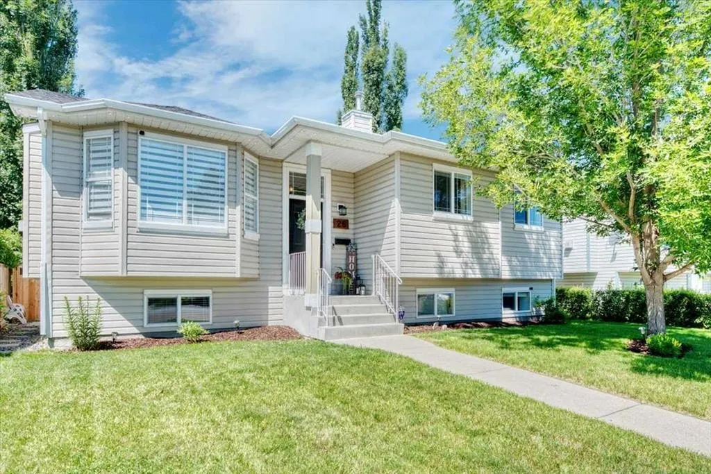 26 Strathford Close — photo 3