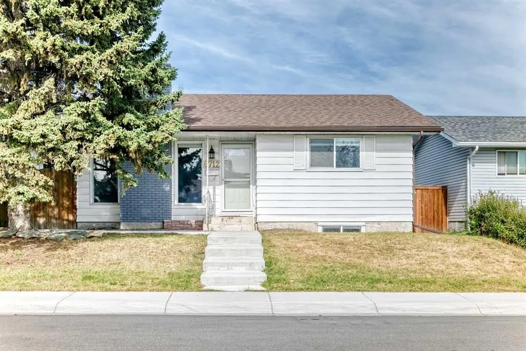 6712 23 Avenue NE — photo 1