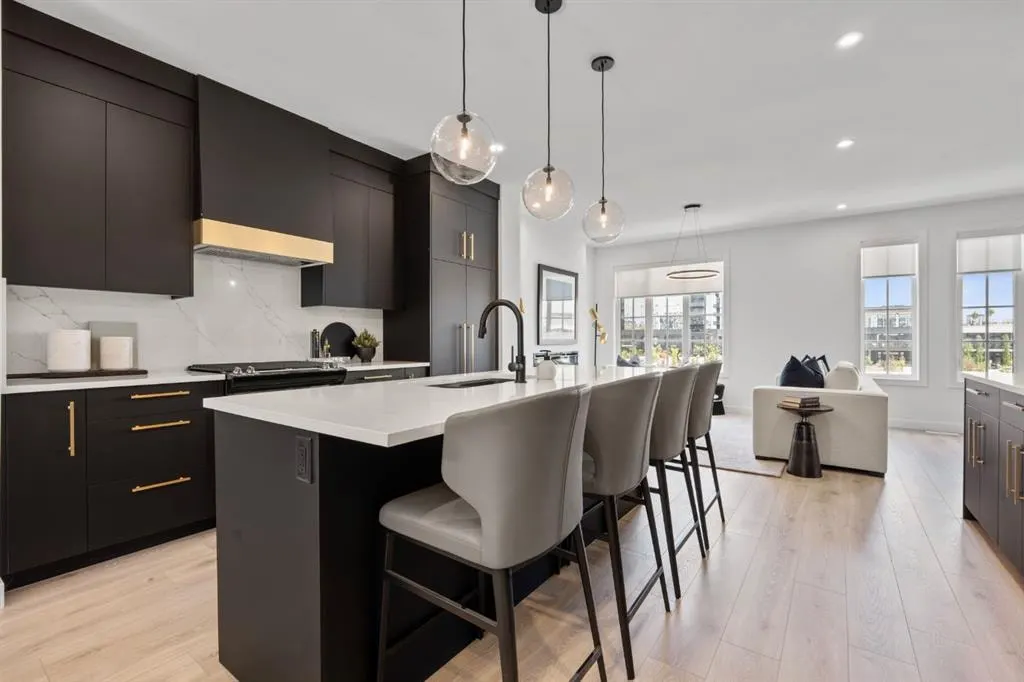 8155 8 Avenue SW #512 — photo 3
