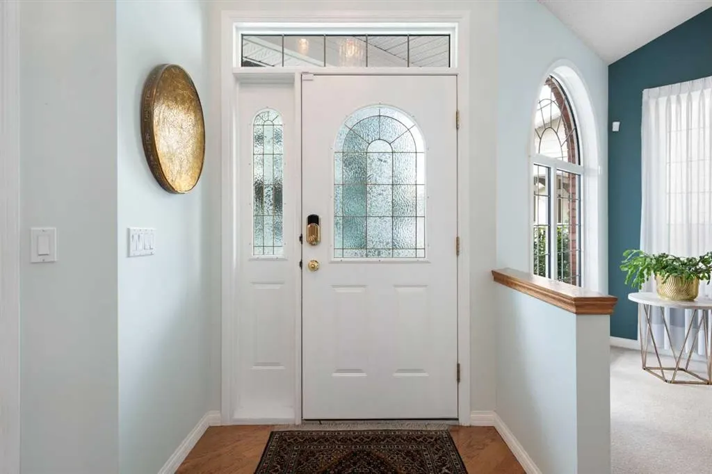 1649 Evergreen Hill SW — photo 3