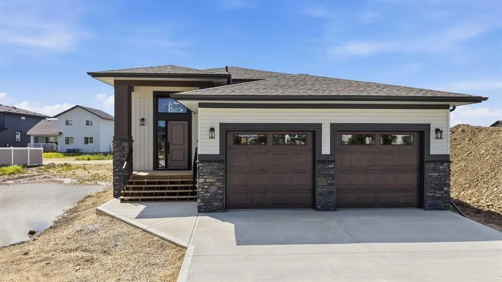 46 Tagish Avenue — photo 3