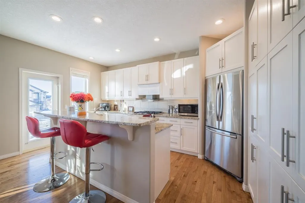 7 Aspen Stone Grove SW — photo 3