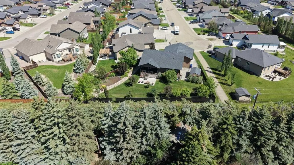 24 Vermont Close — photo 3