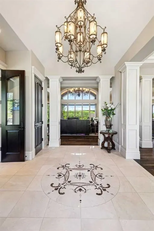 39 Red Willow Crescent W — photo 2