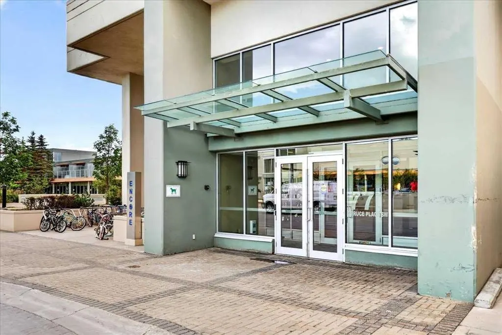 77 Spruce Place SW #801 — photo 3