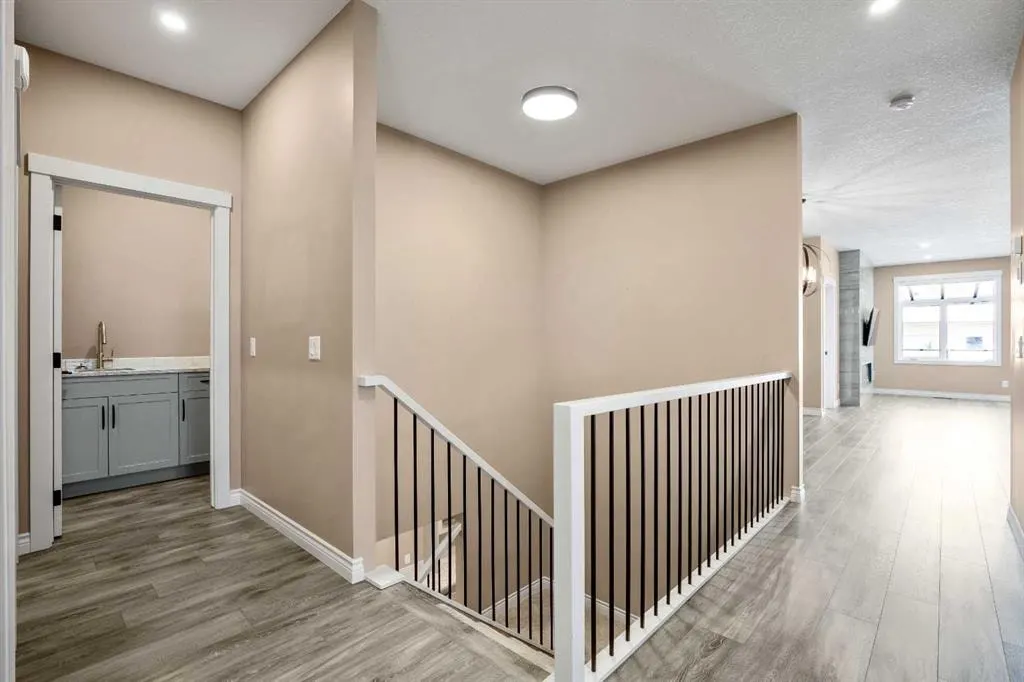 1912 High Park Circle NW — photo 3