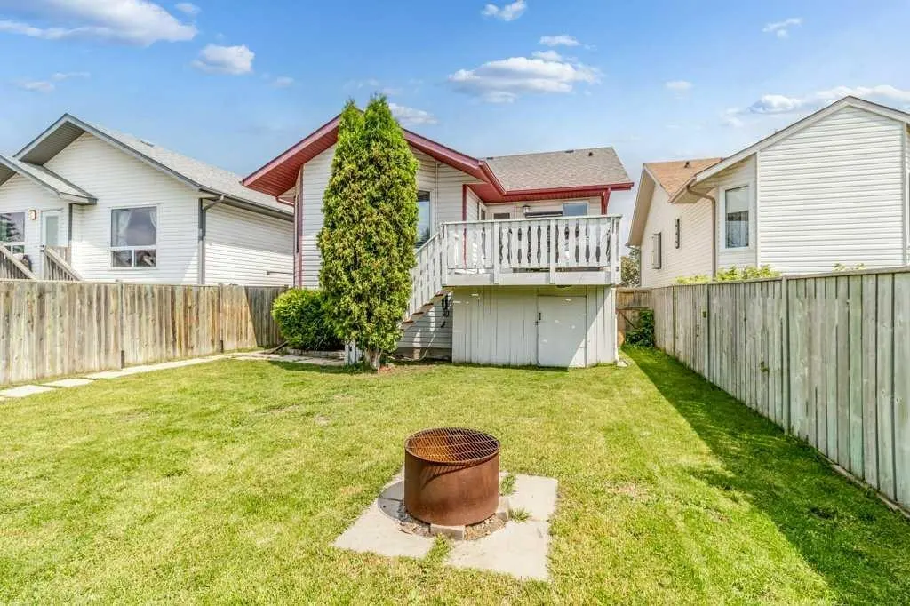 26 Lockwood Avenue — photo 3