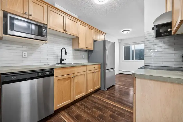 835 19 Avenue SW #109