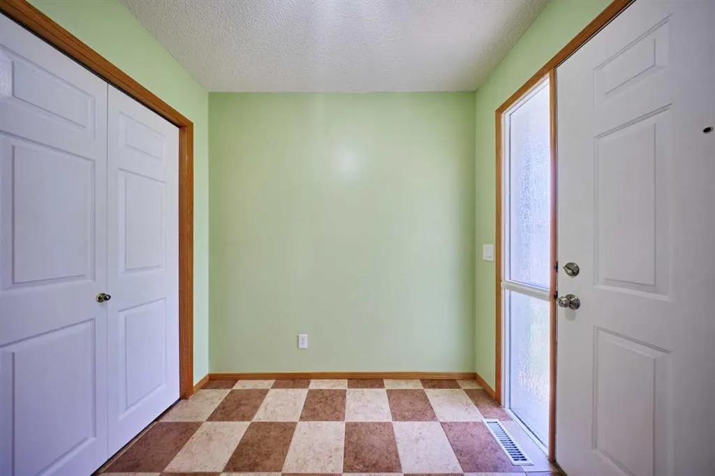 9683 Hidden Valley Drive NW — photo 3