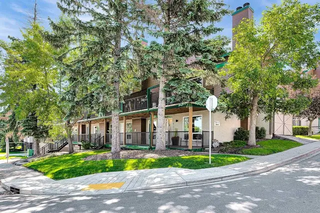 1515 23 Avenue SW #4