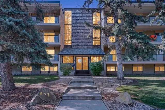 617 56 Avenue SW #409