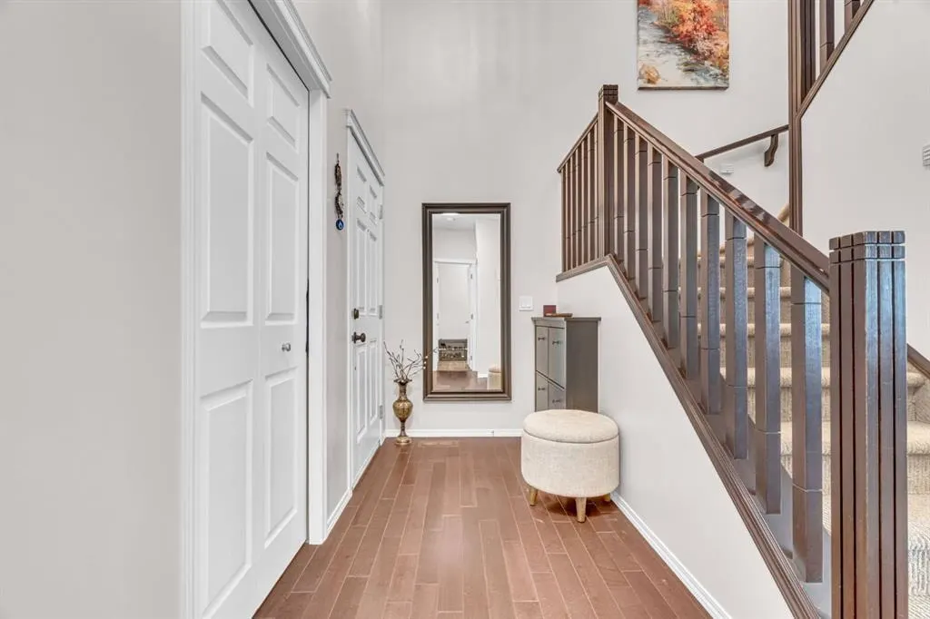 112 Walden Terrace SE — photo 2