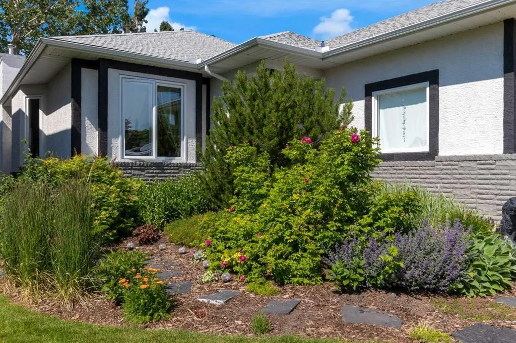 80 Scanlon Green NW — photo 3