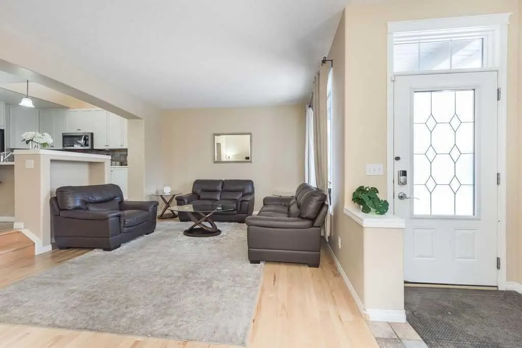 1005 NEW BRIGHTON Gardens SE — photo 3