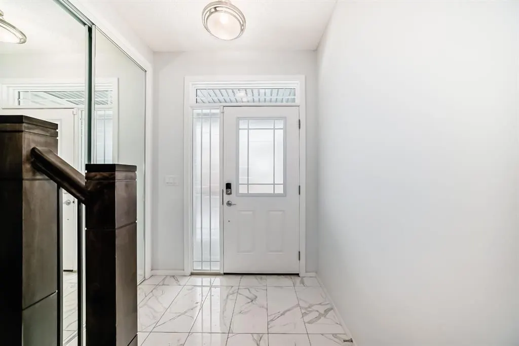 140 Carringham Road NW — photo 3