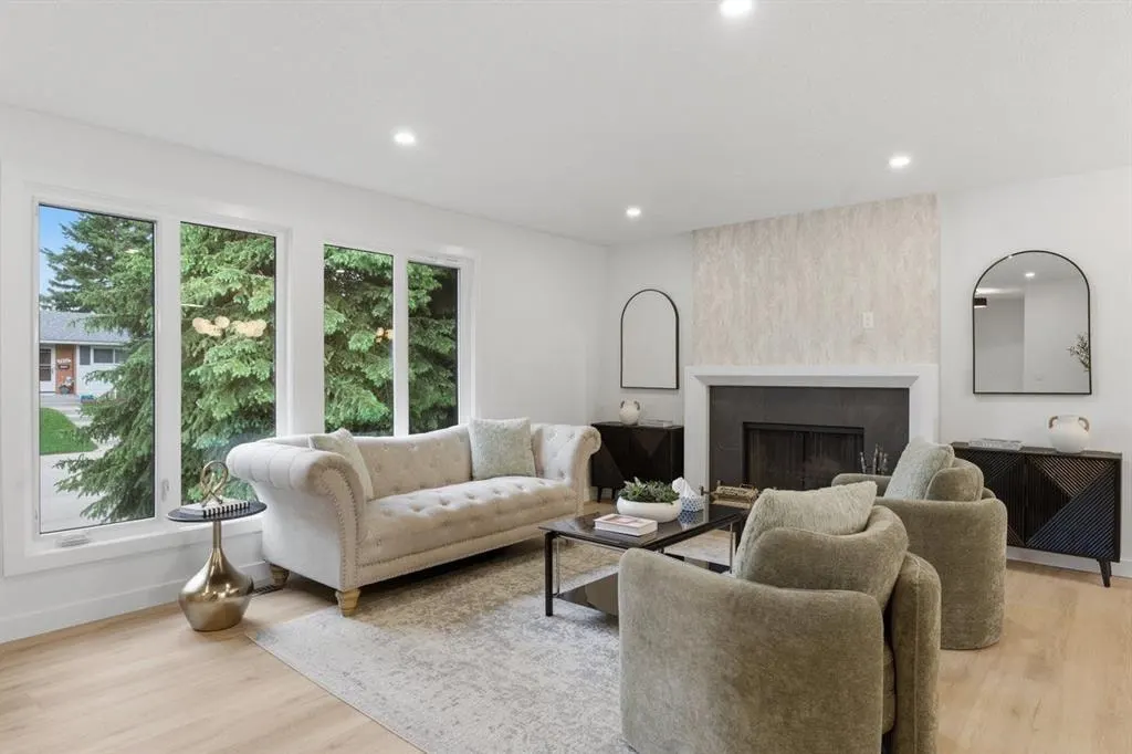 4904 Valiant Drive NW — photo 3
