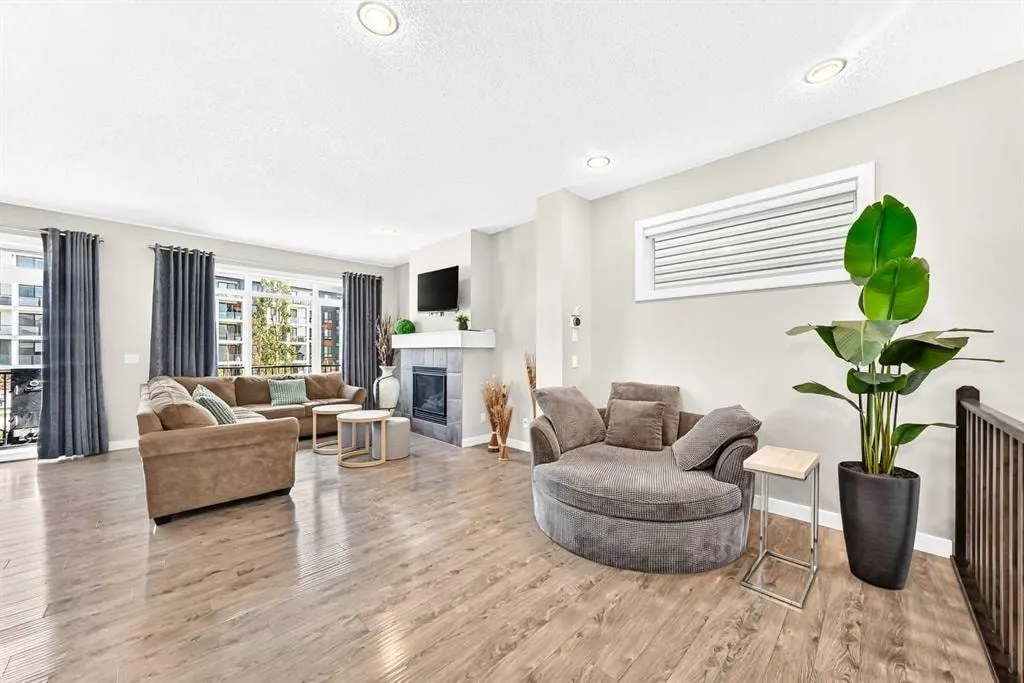 47 SAGE BLUFF Mews NW — photo 3