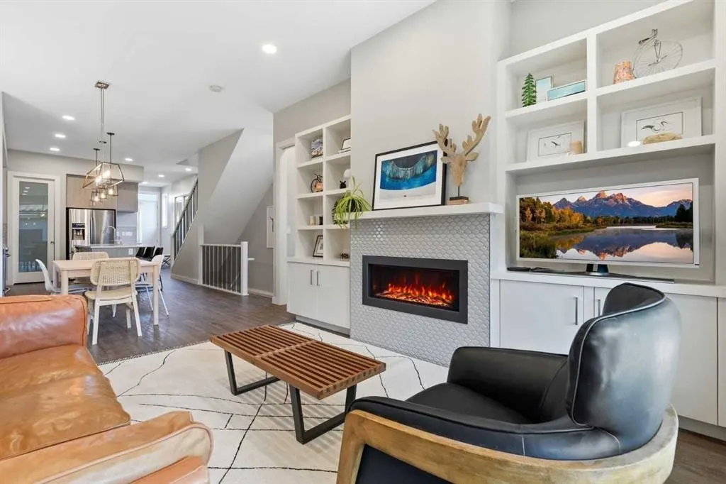 4609 72 Street NW — photo 3