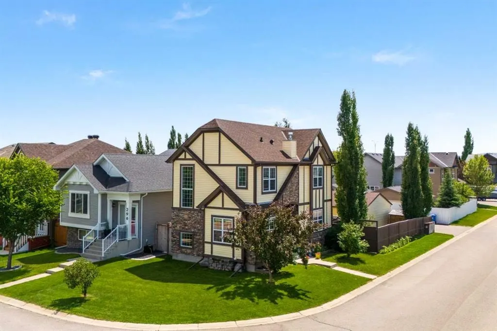 298 Silverado Plains Close SW — photo 1