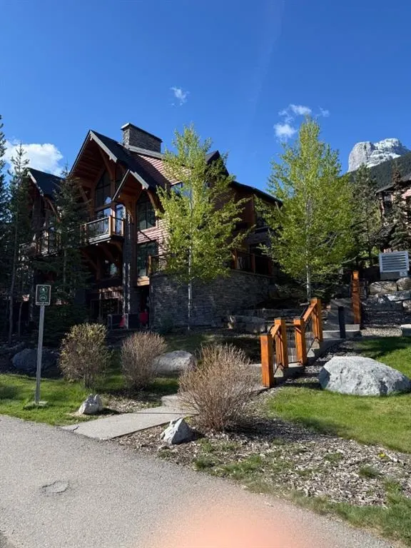 101E Stewart Creek Landing #5102