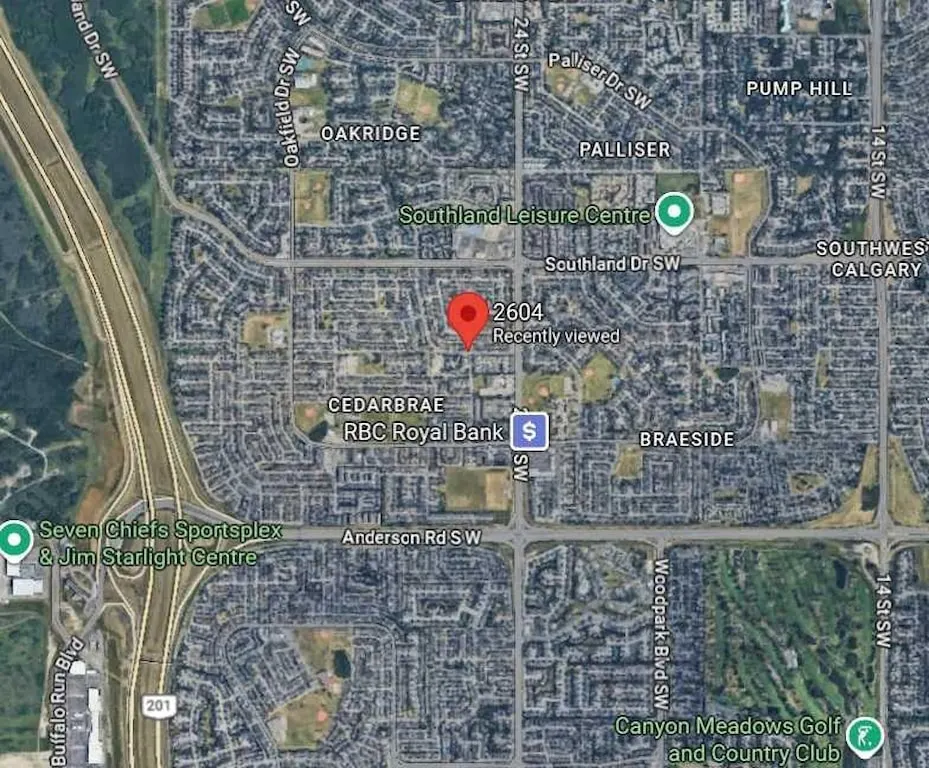 2604 106 Avenue SW — photo 3
