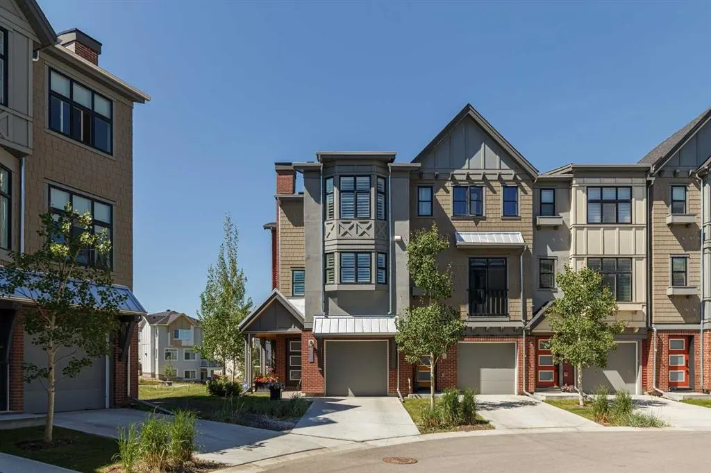 64 Spring Willow Close SW — photo 2