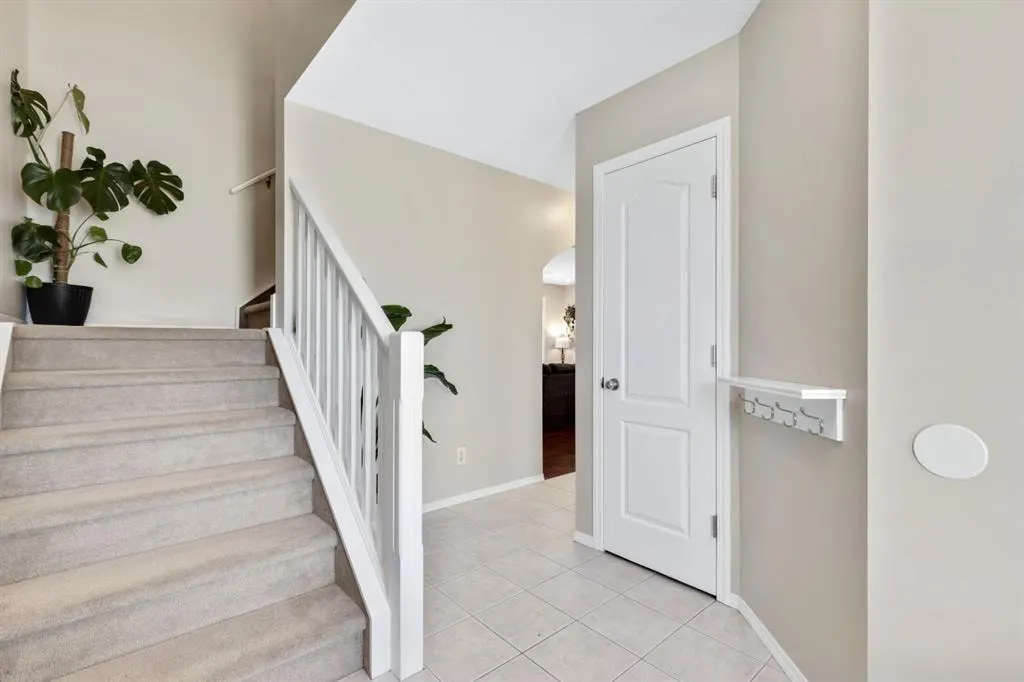 148 Hillcrest Boulevard — photo 2