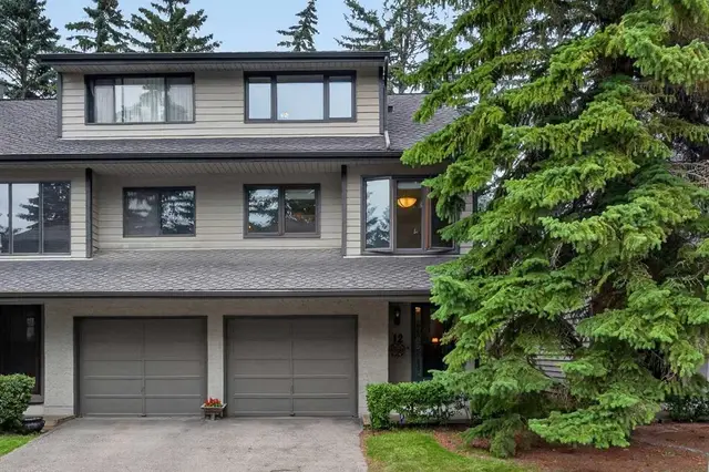 140 Point Drive NW #12
