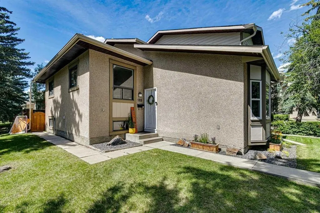 189 Deerfield Terrace SE — photo 2
