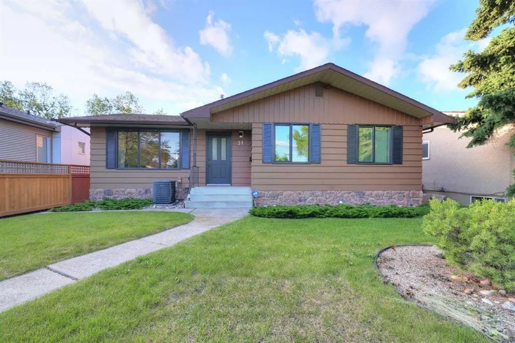 31 Rosery Drive NW — photo 2