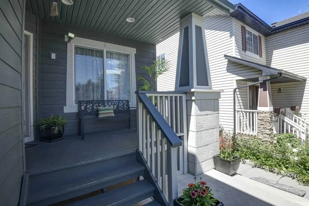 225 Chapala Drive SE — photo 3