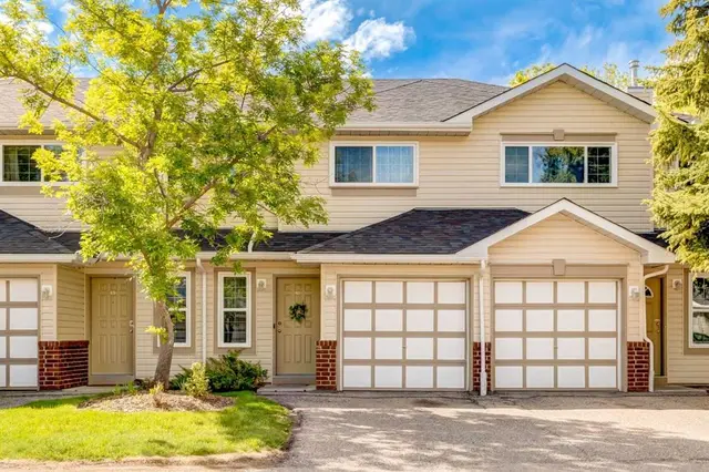 41 Harvest Glen Heights NE