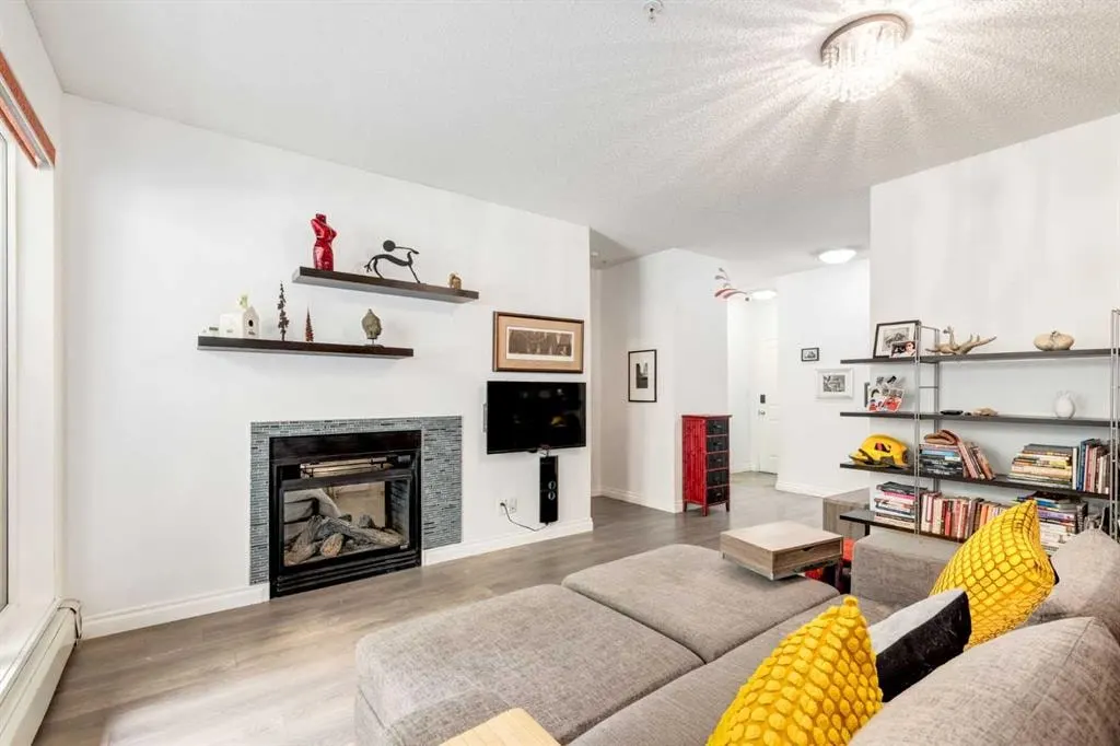 532 5 Avenue NE #101 — photo 3