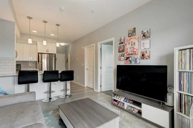 370 Harvest Hills Common NE #307