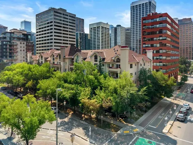 777 3 Avenue SW #209