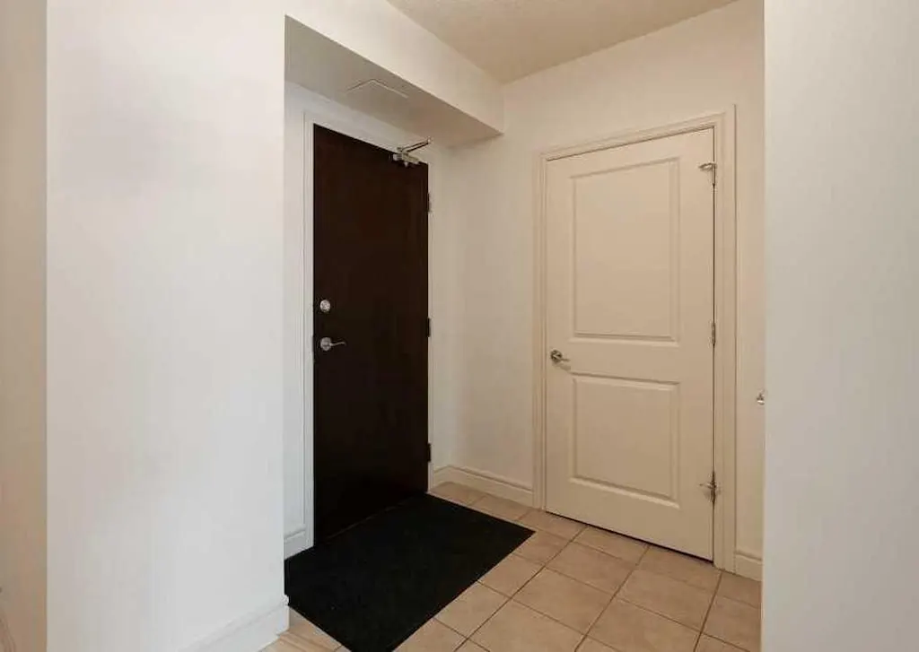 920 5 Avenue SW #604 — photo 2