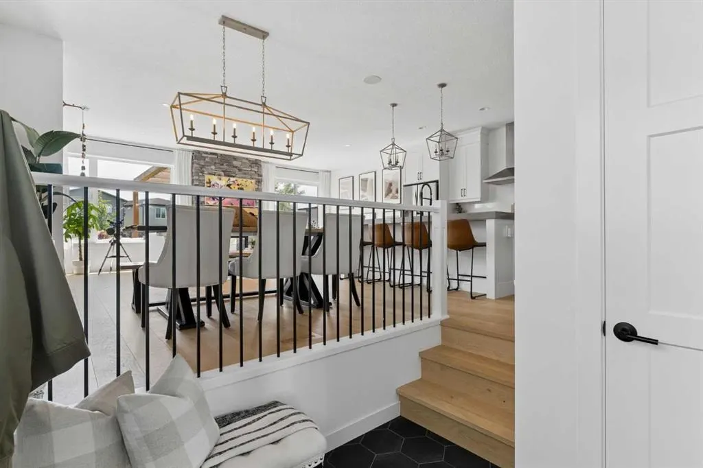 203 Cranbrook Park SE — photo 3