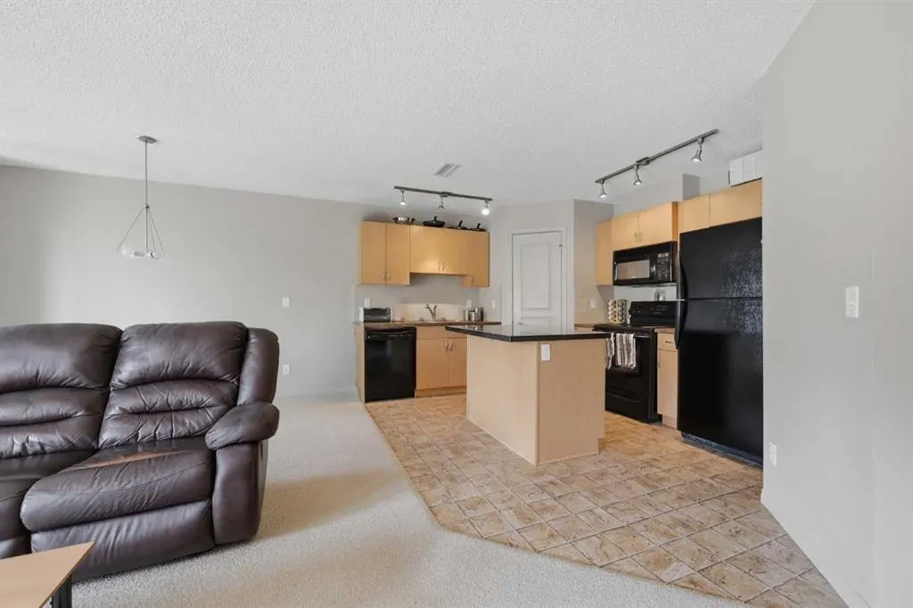 18 Auburn Bay Common SE — photo 2