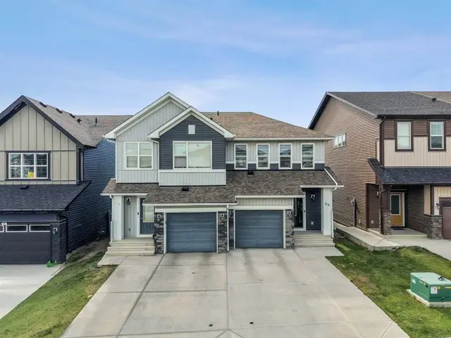 69 Carringvue Park NW